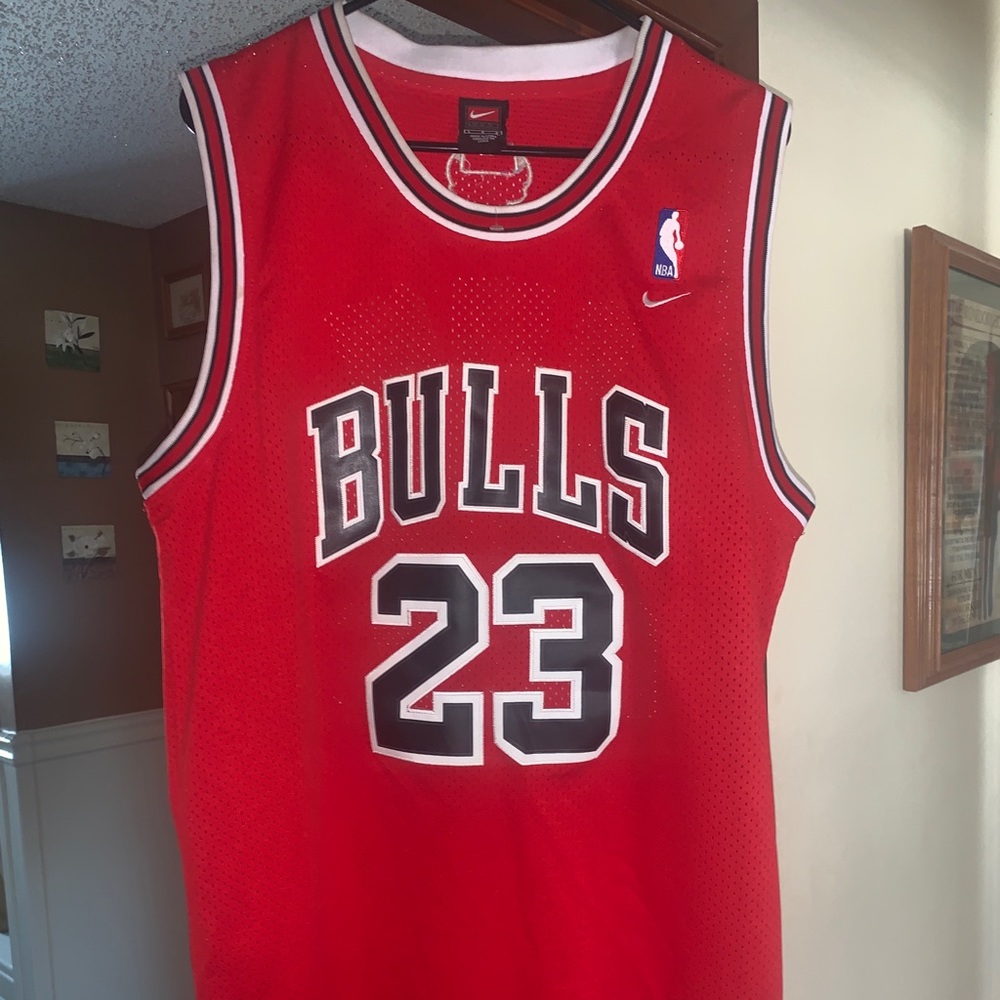 COPY - Authentic Chicago Bulls Michael Jordan Jer…